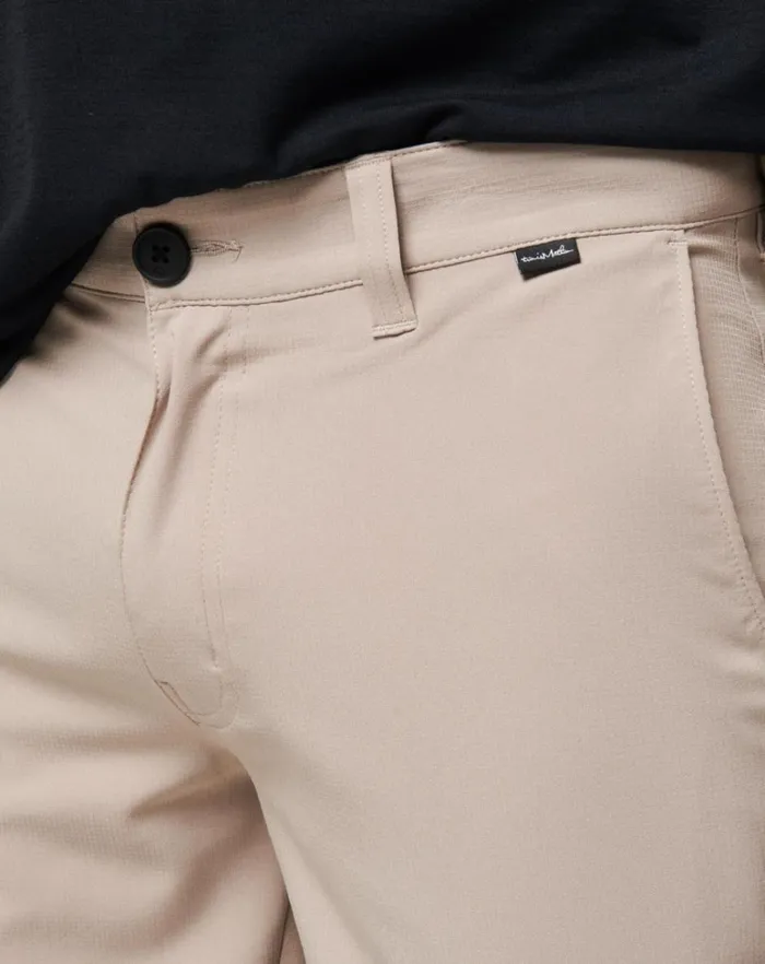 Men Shorts TravisMathew WANDERLUST SHORT 9IN Khaki