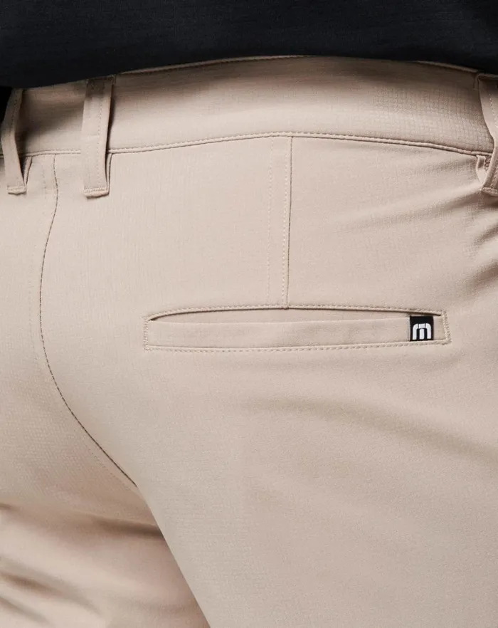 Men Shorts TravisMathew WANDERLUST SHORT 9IN Khaki