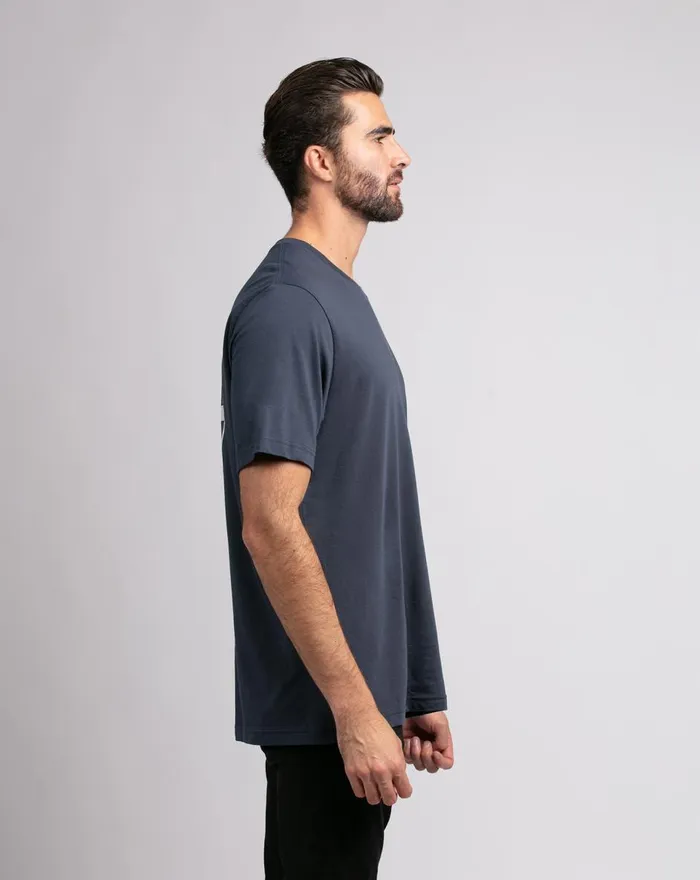 Men Tees TravisMathew DA BEERS TEE Mood Indigo Men Tees TravisMathew DA BEERS TEE Mood Indigo