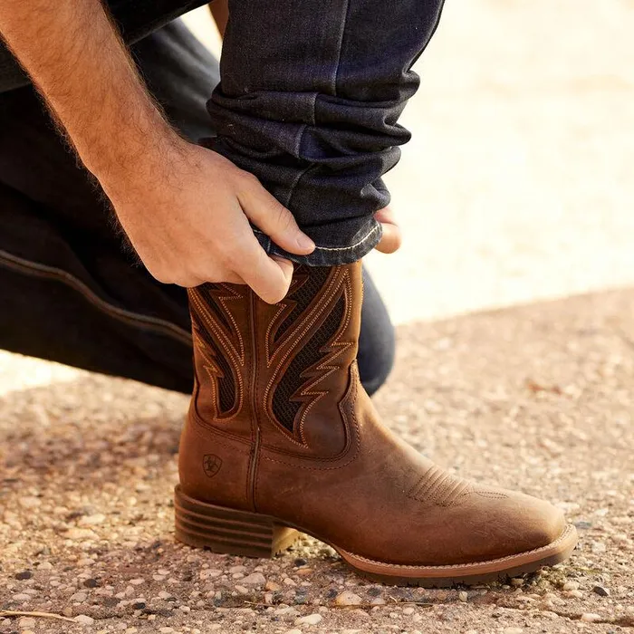 Men Western Boots Ariat Hybrid VentTEK Western Boot Distressed Tan Men Western Boots Ariat Hybrid VentTEK Western Boot Distressed Tan