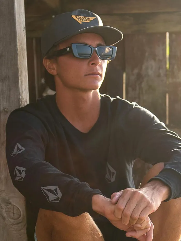 MensWomens Sunglasses Volcom Strange Land Sunglasses 8211 Gloss BlackGray