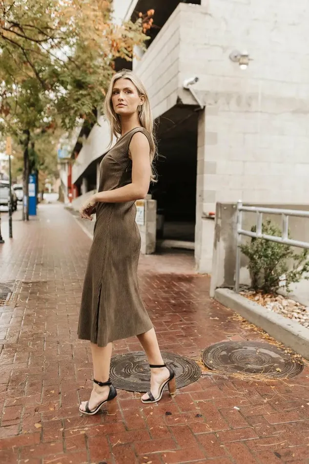 Ollie Velvet Plisse Midi Dress Brown Women Bohme Dresses