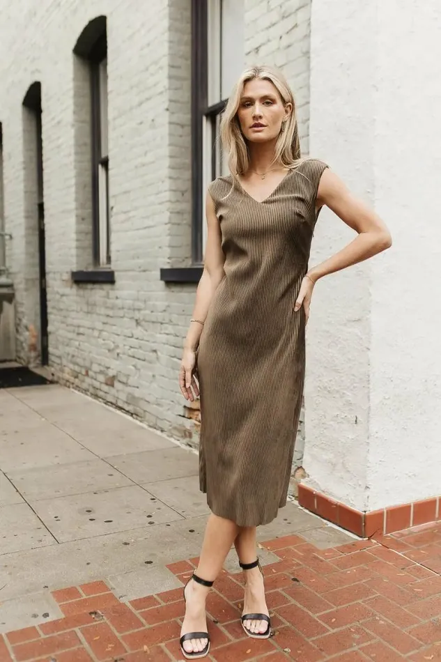 Ollie Velvet Plisse Midi Dress Brown Women Bohme Dresses