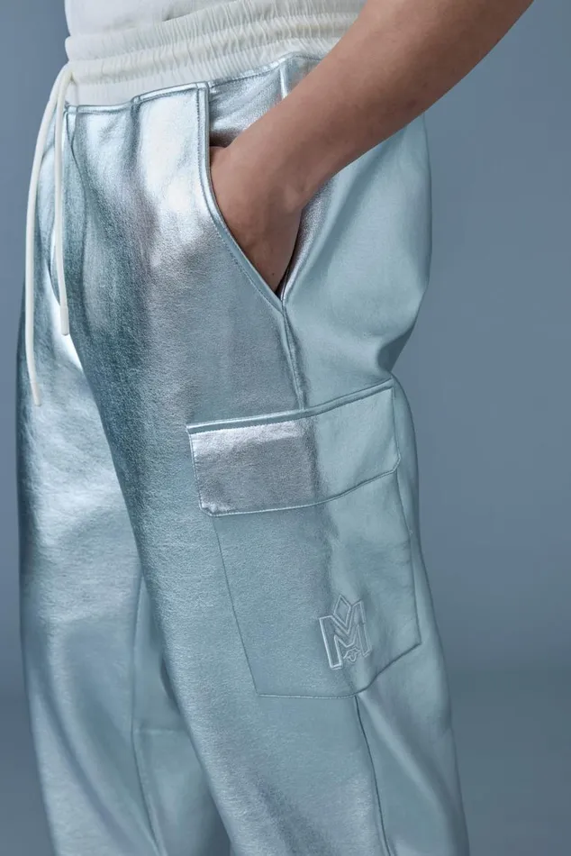 Pants and Shorts Men Mackage MARVINM Metallic Double Face Jersey Sweatpants Silver Pants and Shorts Men Mackage MARVINM Metallic Double Face Jersey Sweatpants Silver
