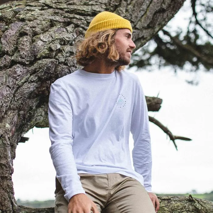 Passenger Clothing Escapism Recycled LS TShirt White Men TShirts and Vests