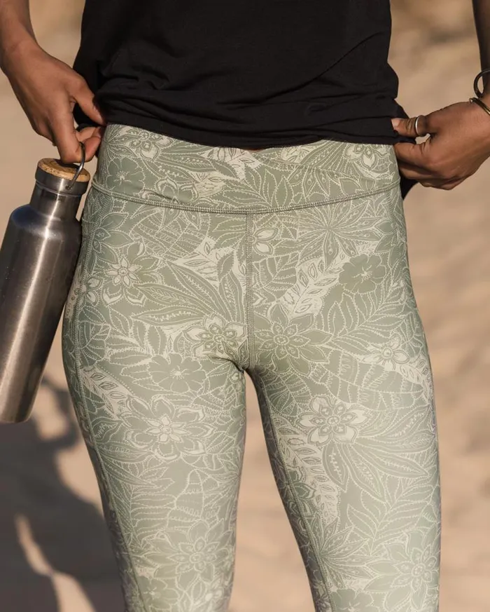 Passenger Clothing Fresh Air Recycled Leggings Pistachio Floral Women Activewear