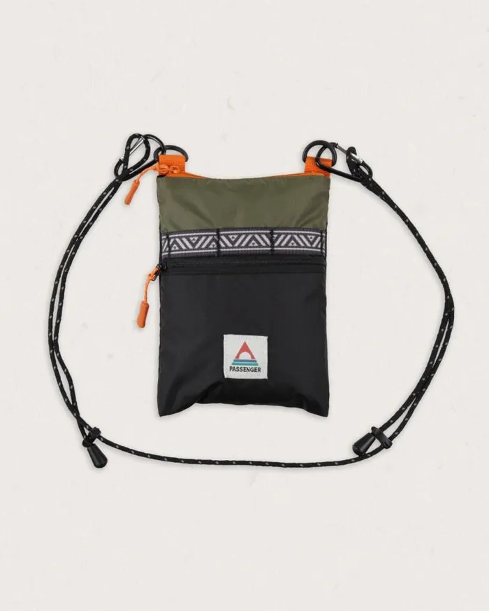 Passenger Clothing Journey Recycled Crossbody Bag True Black Khaki WomenMen Backpacks and Bags