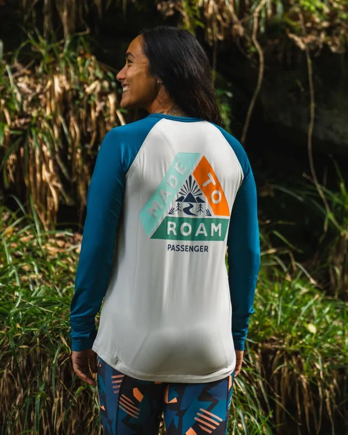Passenger Clothing River Recycled Active LS TShirt Corsair Vintage White Women Activewear