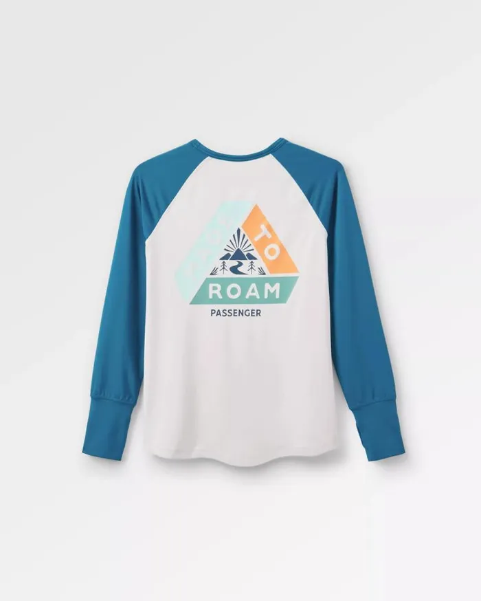 Passenger Clothing River Recycled Active LS TShirt Corsair Vintage White Women Activewear
