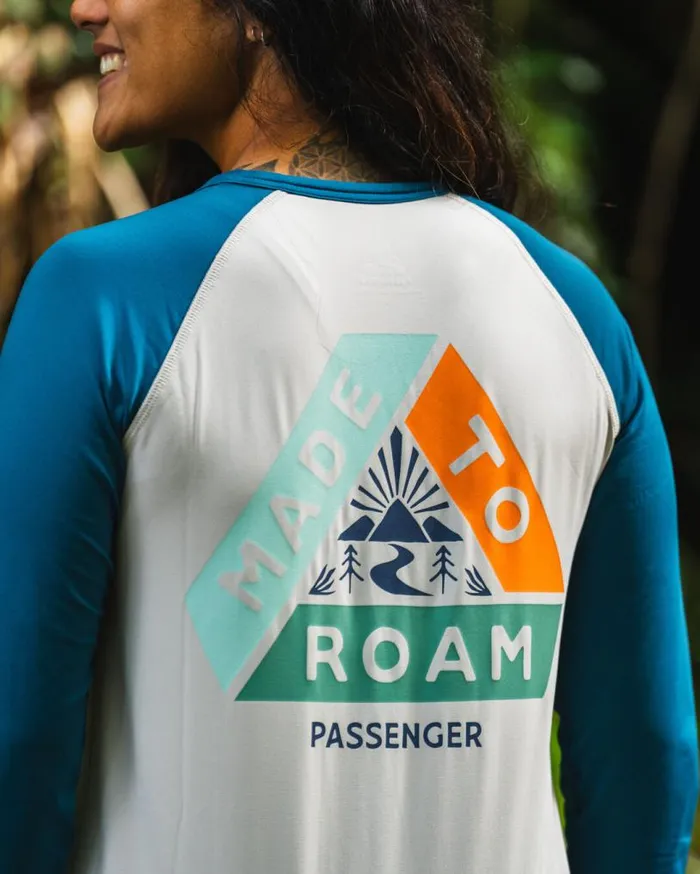 Passenger Clothing River Recycled Active LS TShirt Corsair Vintage White Women Activewear