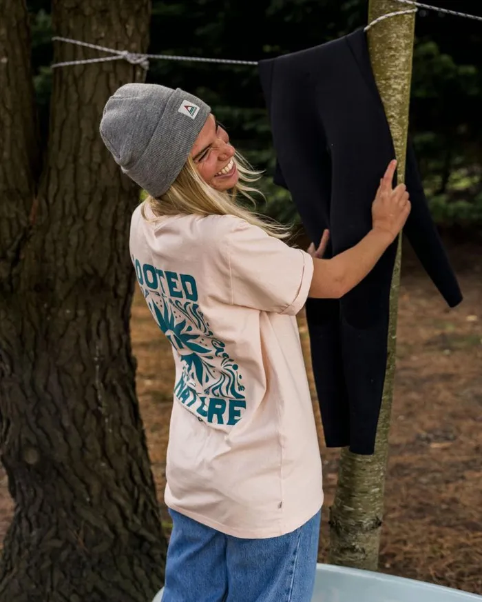 Passenger Clothing Rooted In Nature Recycled Cotton TShirt Peach Whip Women Tops and TShirts