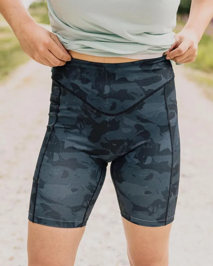 Passenger Clothing Route Recycled Active Short Black Abstract Women Activewear