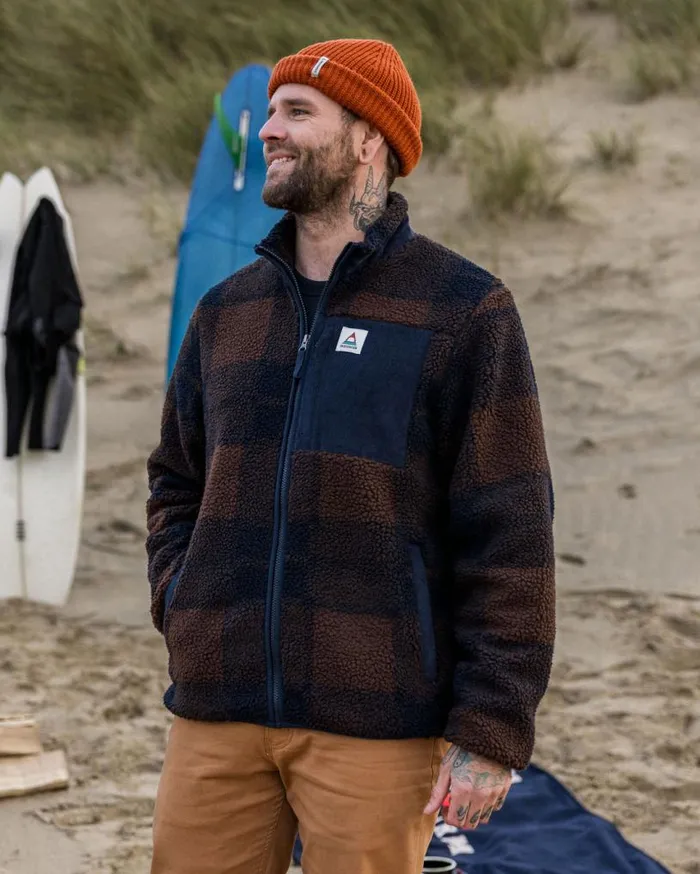Passenger Clothing Trekker Recycled DeepPile Sherpa Fleece Chestnutdeep Navy Check Men Fleece