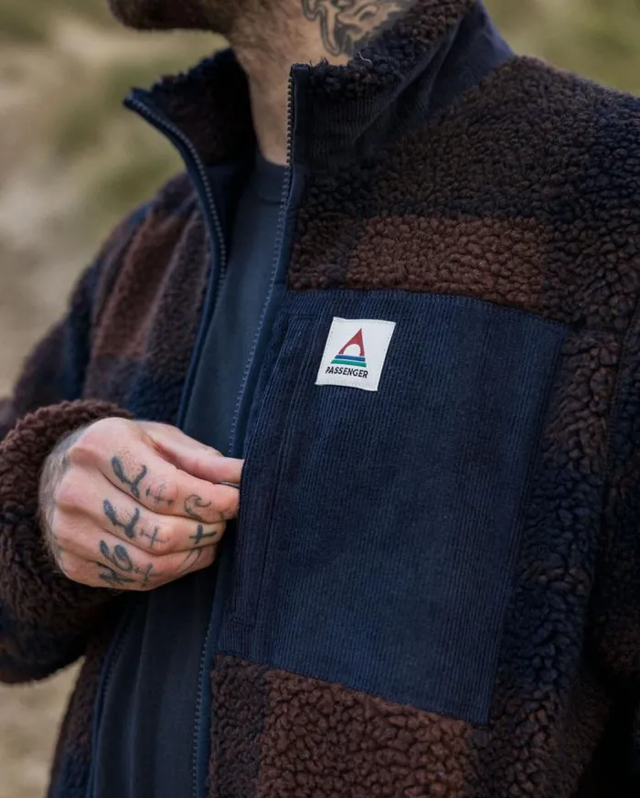 Passenger Clothing Trekker Recycled DeepPile Sherpa Fleece Chestnutdeep Navy Check Men Fleece