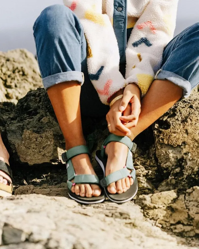 Passenger Clothing Venice Sandal Deep Sea Women Flip Flops and Sandals
