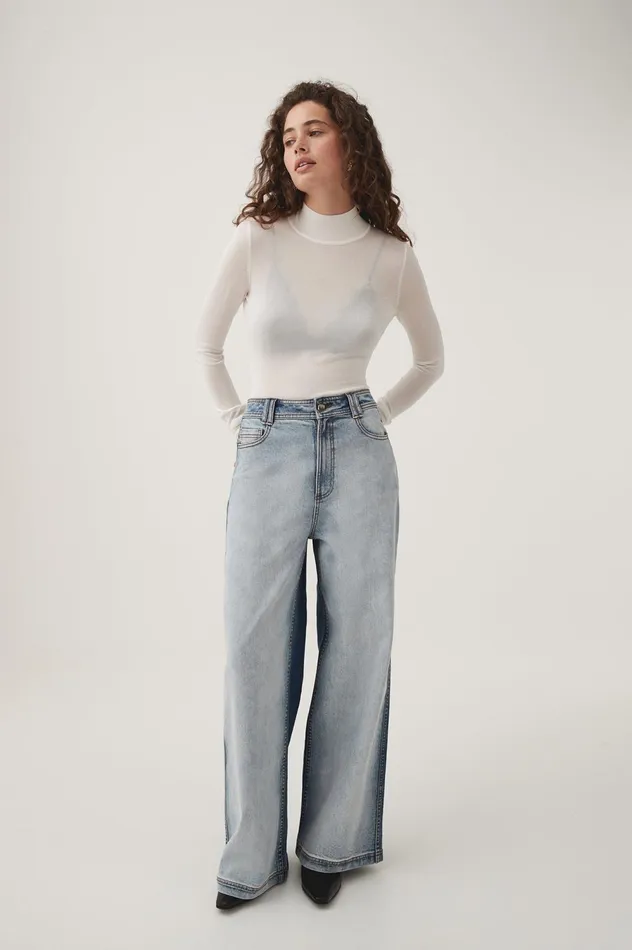 Rae Long Sleeve Skivvy Ivory Women Aje Body 038 Crepe Knit