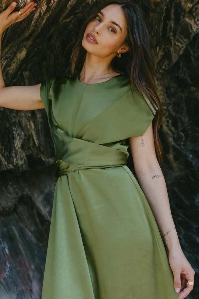 Rosalind Midi Dress In Moss Moss Women Bohme Dresses