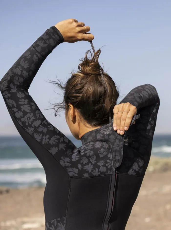 Roxy Wetsuits 2mm Swell Series Long Sleeve Back Zip Springsuit Black 8211 Women