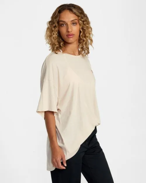 Rvca Banjo Tee Chalk Women Tees and Tanks
