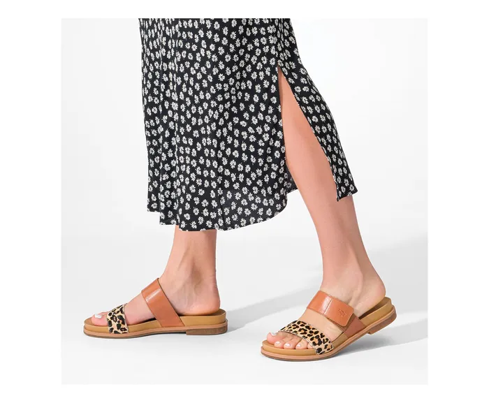 Sandals Hush Puppies Women Lilly 2 Band Slide Black Leather