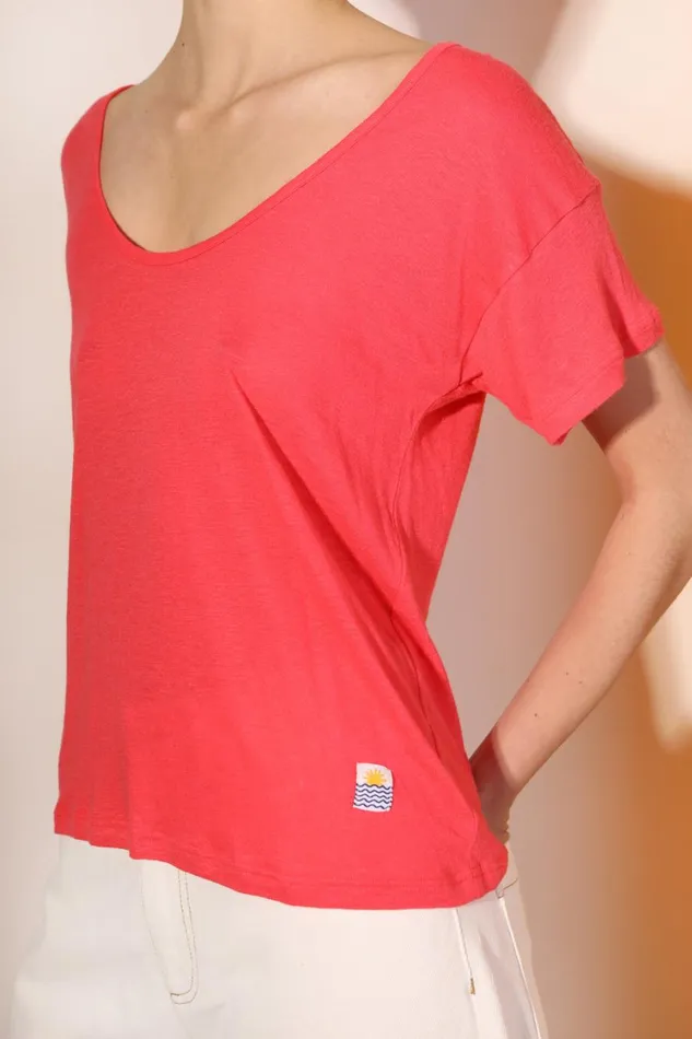 Square Cut Tee Raspberry Womens LF Markey Tops