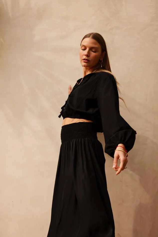 Tops Shop Natalie Martin AMELIA TOP Black Flat Cotton