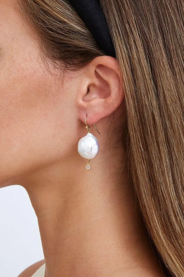 White Pearl And Diamond Teardrop Earrings Women Chan Luu Earrings