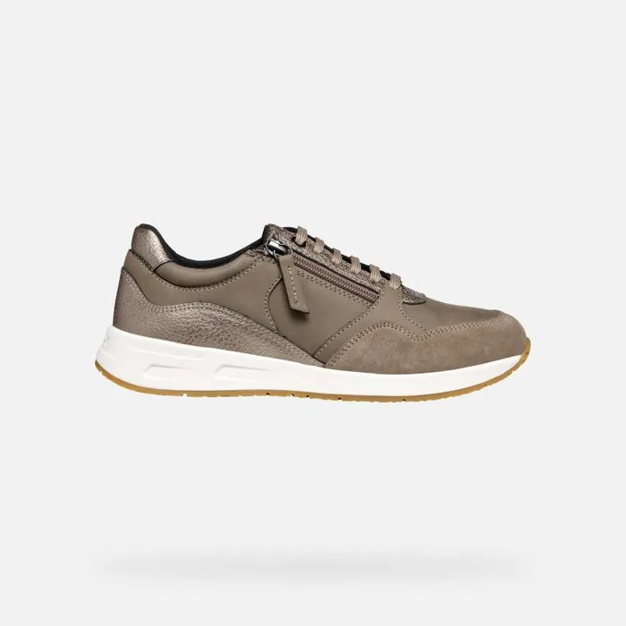 Woman Geox Sneakers BULMYA WOMAN Dove GreyTaupe Low Top Sneakers Dove Greytaupe