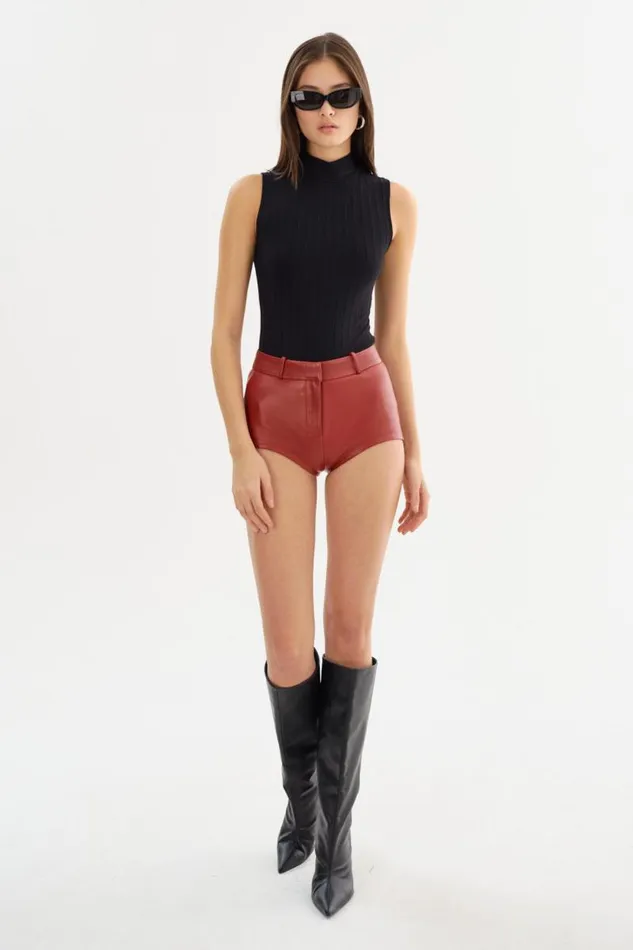 Women ANNAISE Leather Hot Shorts Red LAMARQUE Pants and Shorts