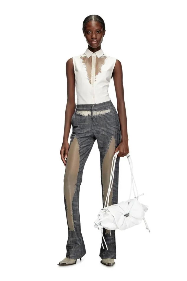 Women Diesel Shoulder Bags SCRUNCHD SHOULDER M White Women Diesel Shoulder Bags SCRUNCHD SHOULDER M White