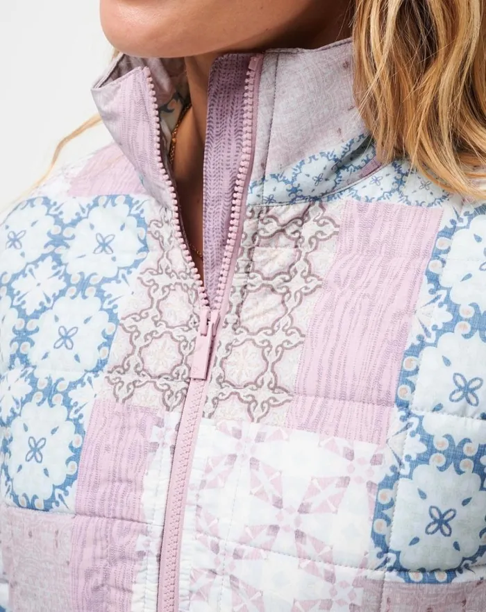 Women Jackets TravisMathew BOLD AND BLOOM JACKET Mauve Shadows Multi