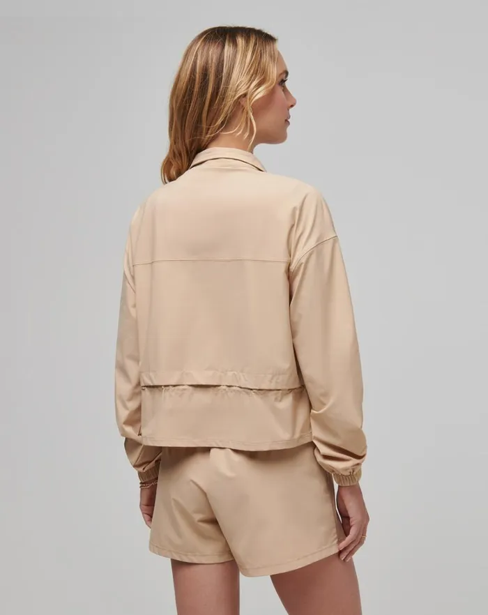 Women Jackets TravisMathew GIRLS WEEKEND TECH WOVEN JACKET Cuban Sand Women Jackets TravisMathew GIRLS WEEKEND TECH WOVEN JACKET Cuban Sand