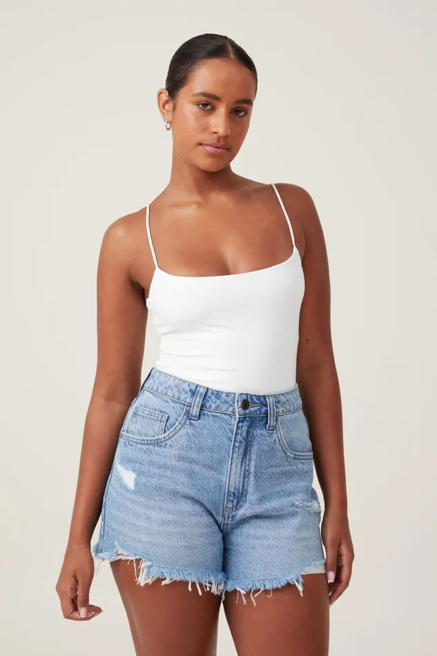 Women Jeans Cotton On Curvy High Mom Denim Short Breeze Blue Rip