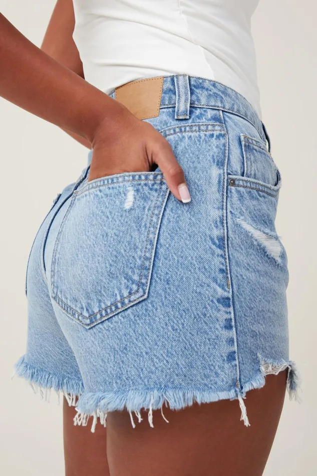 Women Jeans Cotton On Curvy High Mom Denim Short Breeze Blue Rip