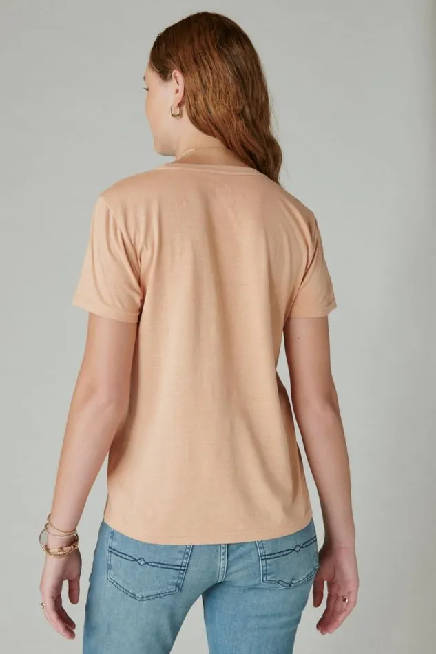 Women Lucky Brand Graphic Tees Spiritual Boyfriend Crew Sandune Dest
