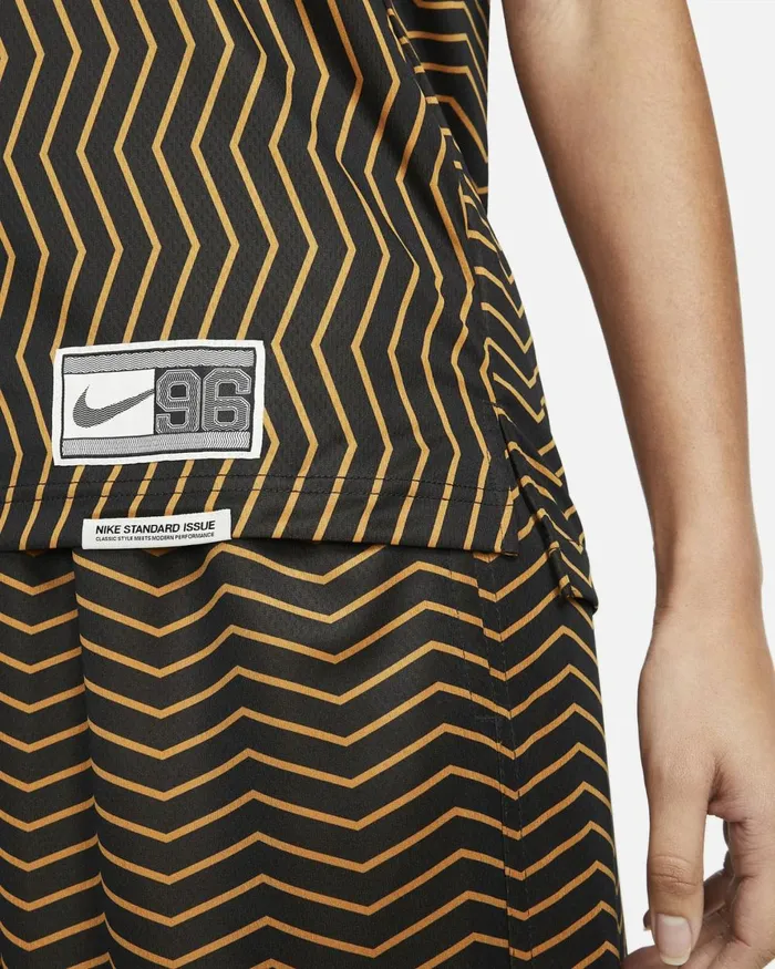 Women Nike All Clothing Standard Issue Monarchblacksail
