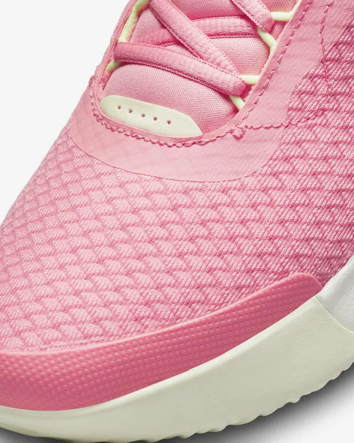 Women Nike Tennis NikeCourt Air Zoom Pro Coral Chalkadobesailbarely Volt