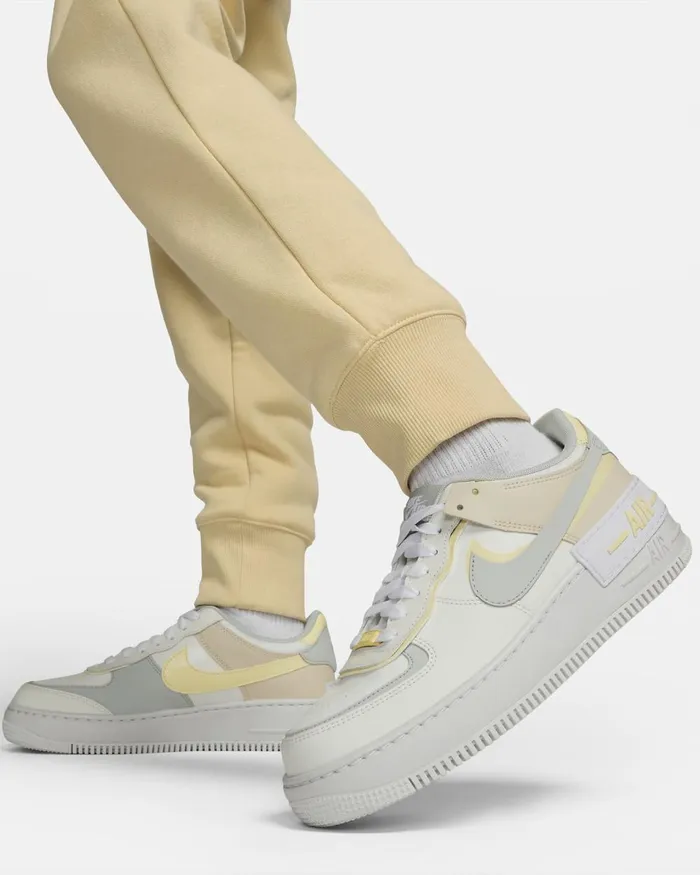 Women Nike Trousers Sportswear Phoenix Fleece Pale Vanillablack