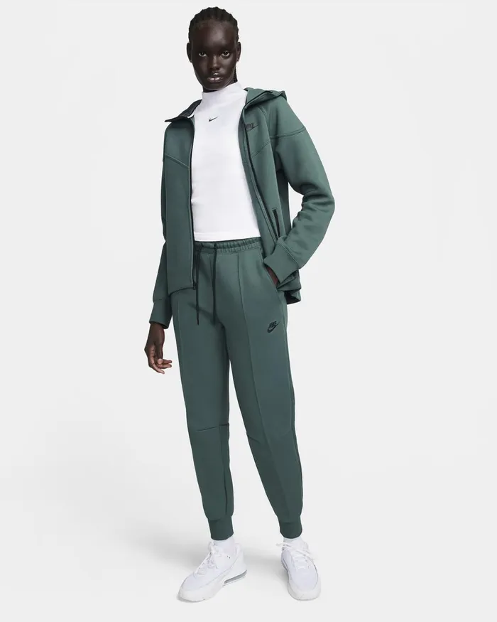 Women Nike Trousers Sportswear Tech Fleece Deep Jungleblack