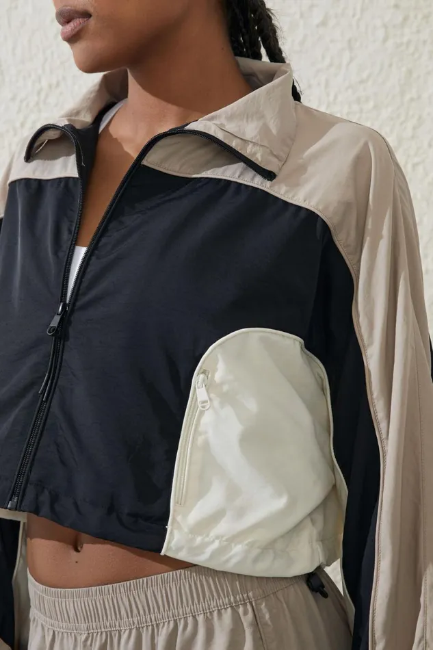 Women Puffers and Jackets Cotton On Cropped Contrast Anorak White Pepperblackcoconut Milk