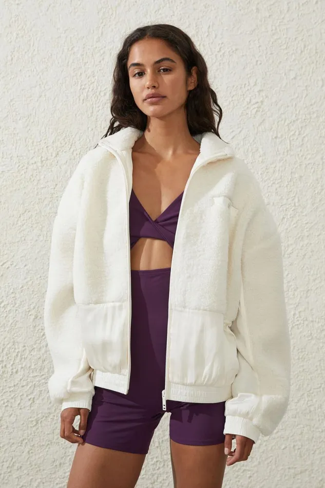 Women Puffers and Jackets Cotton On Sherpa Contrast Zip Through Long Sleeve Whisper White Women Puffers and Jackets Cotton On Sherpa Contrast Zip Through Long Sleeve Whisper White