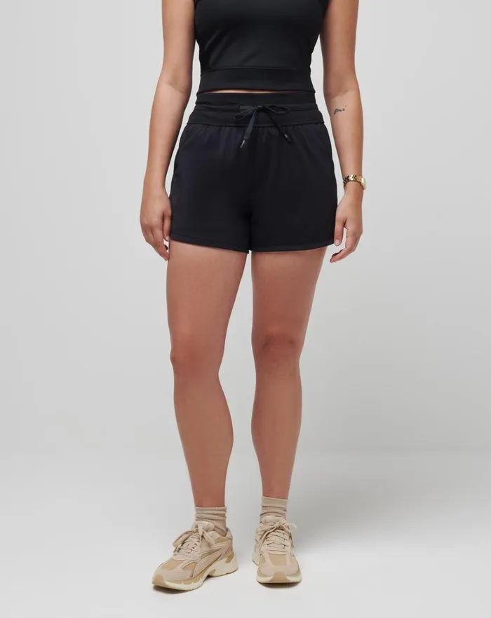 Women Shorts TravisMathew MOVEKNIT TIE SHORT Black Women Shorts TravisMathew MOVEKNIT TIE SHORT Black