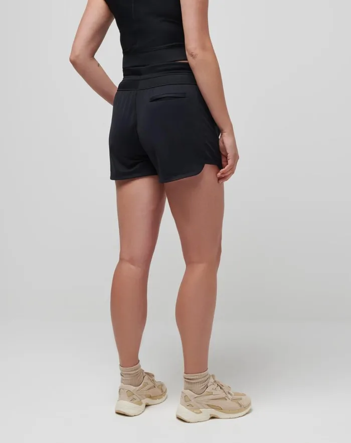 Women Shorts TravisMathew MOVEKNIT TIE SHORT Black Women Shorts TravisMathew MOVEKNIT TIE SHORT Black