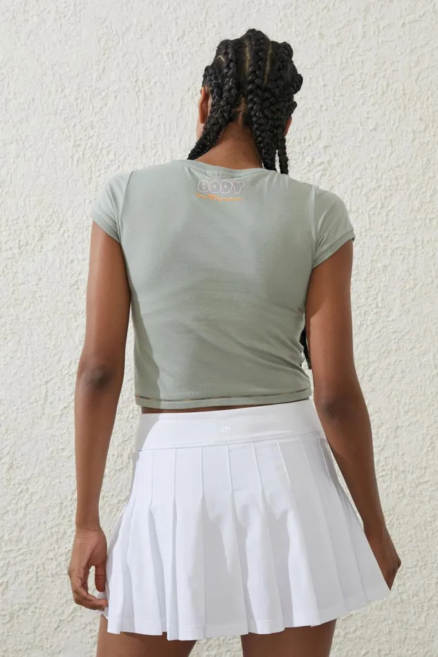 Women Tops Cotton On Active Fitted Graphic Tshirt Green Cloudlcn Amber Vittoria