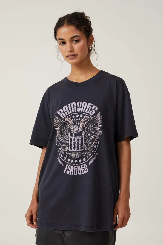 Women Tops Cotton On The Oversized Band Tee Lcn Mt Ramones Eagle Posterblack